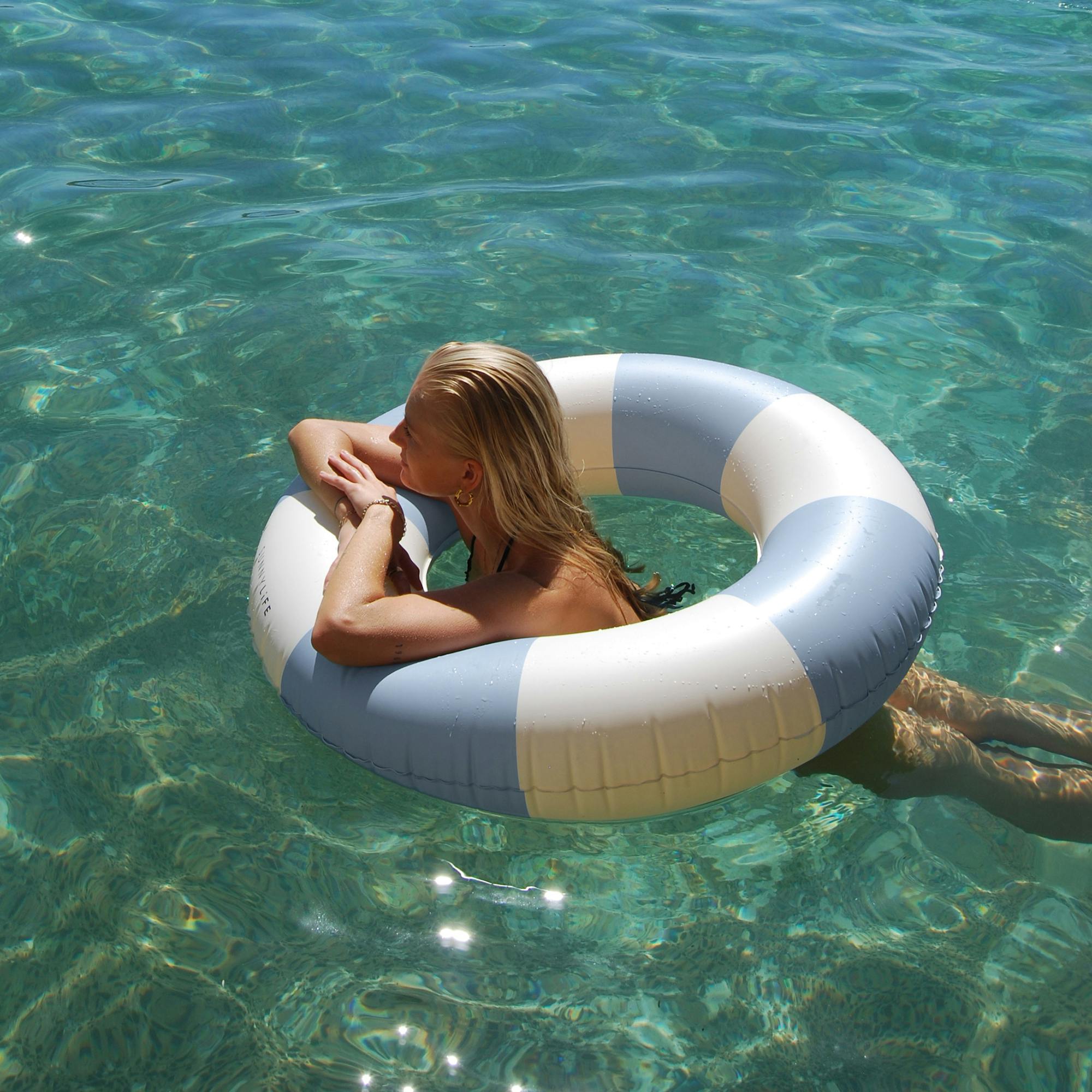 Slim Tube Pool Ring: La Mer Med Blue