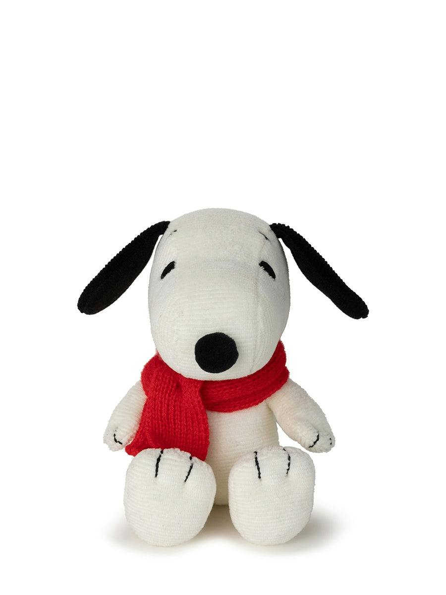 Snoopy With Scarf - 7