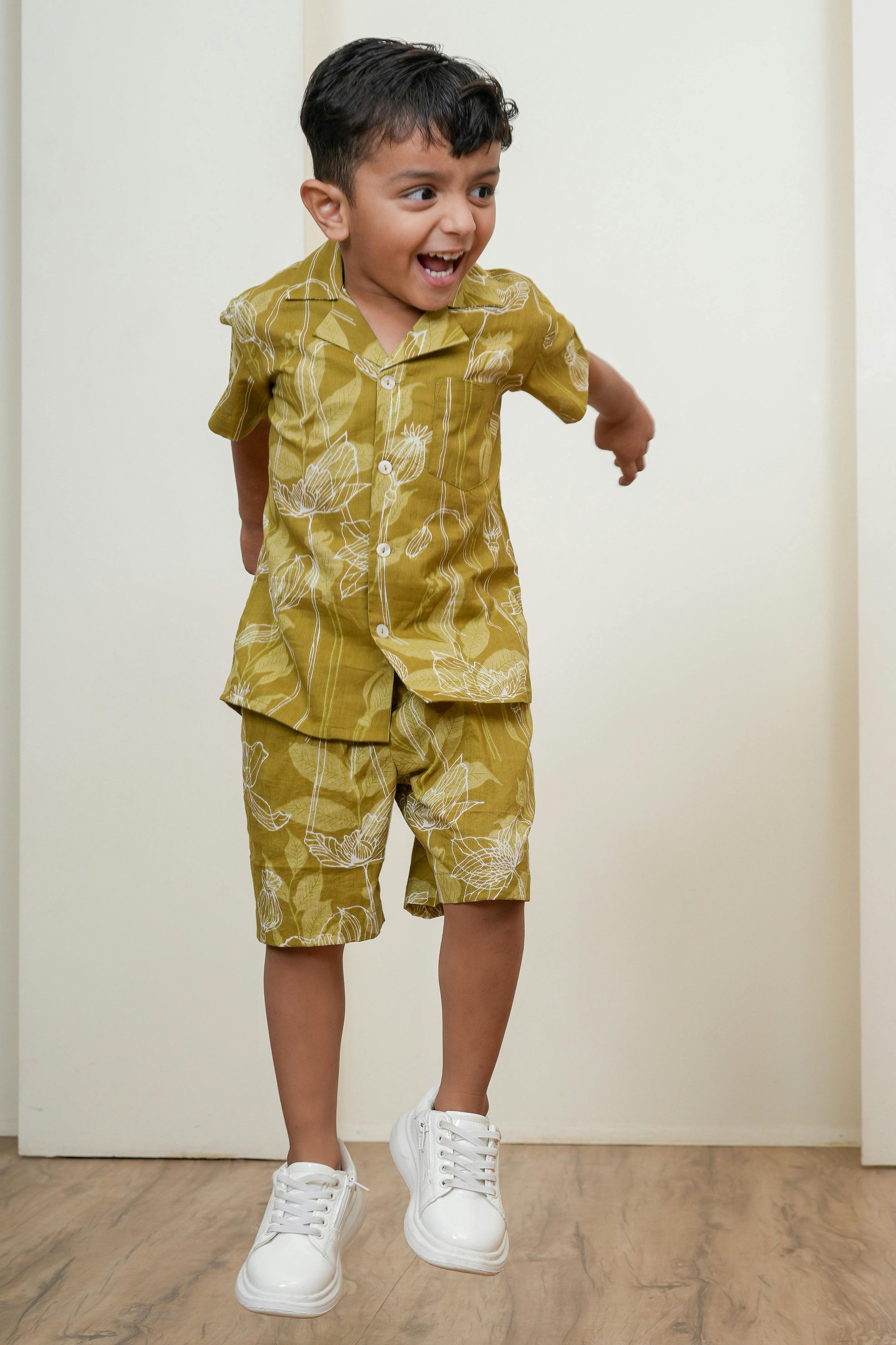 Short and Shirt  Set Green