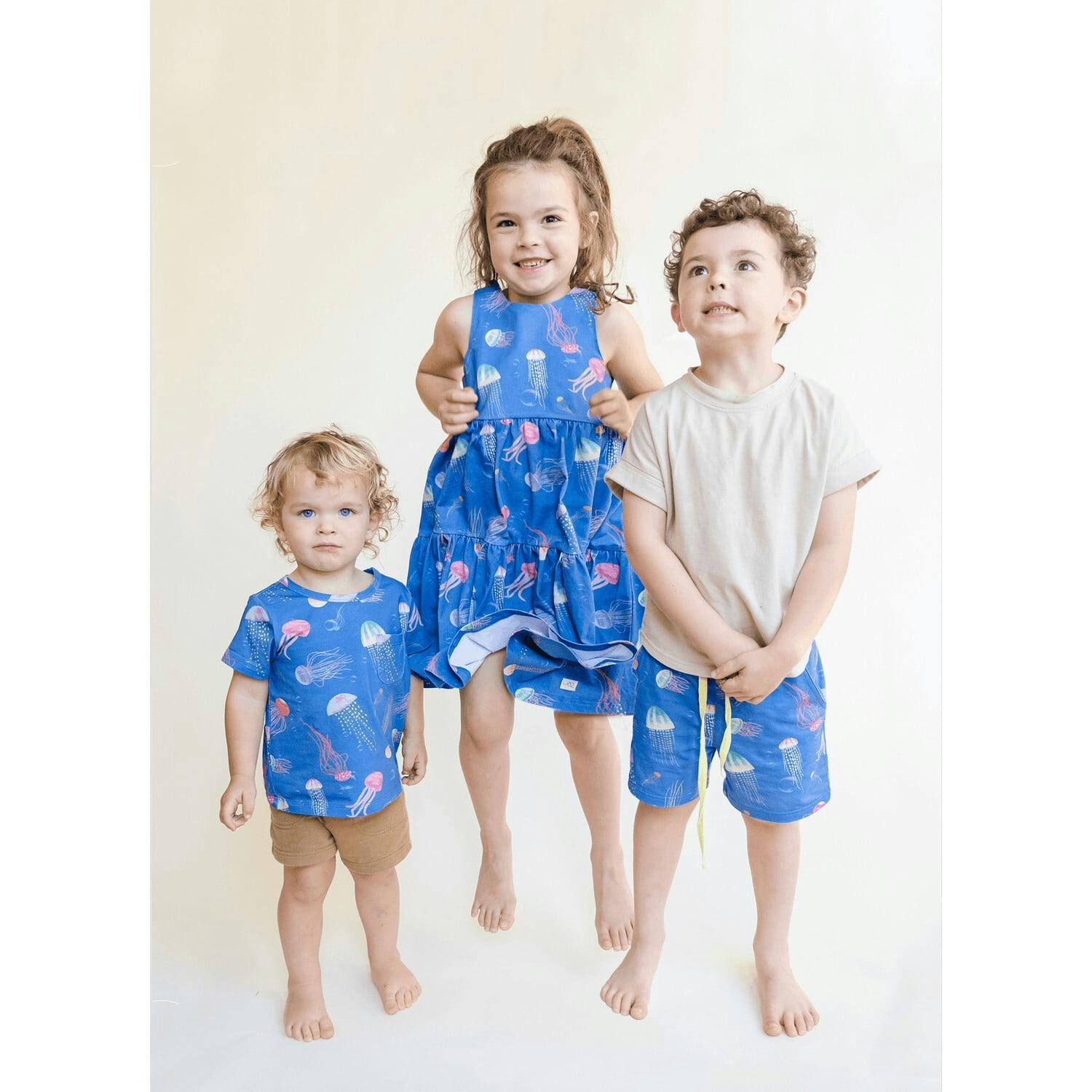 Wren Print Short Sleeve Snap Body
