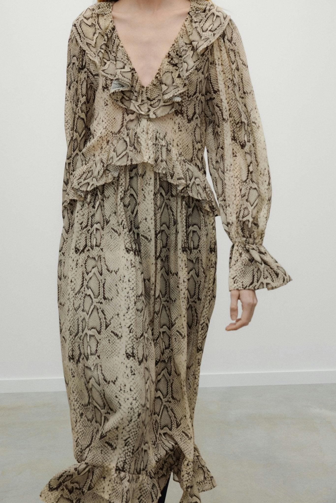 Isley Woman Dress