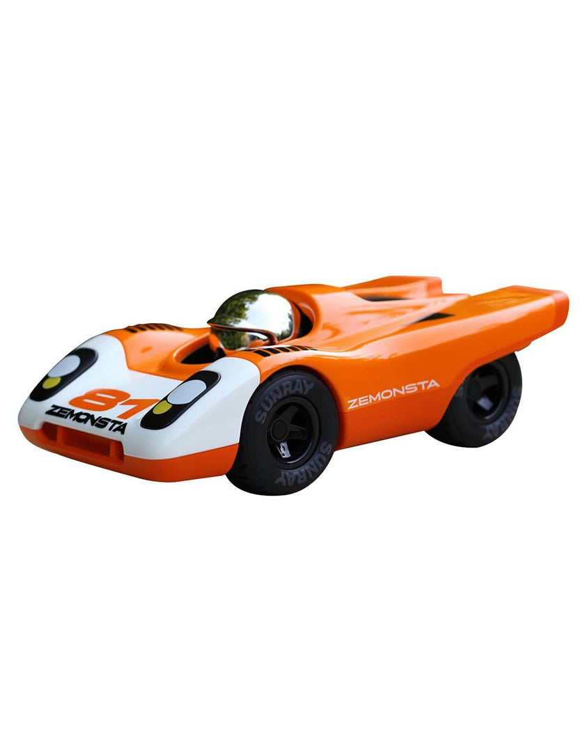 Car ZEMONSTA