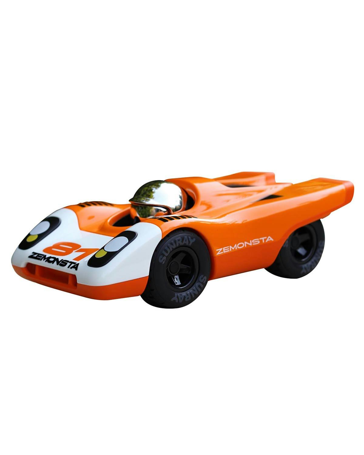 Car ZEMONSTA