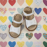 Toddler Classic Scallop Sandal | White Leather