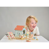 Sandy’s Beach Hut