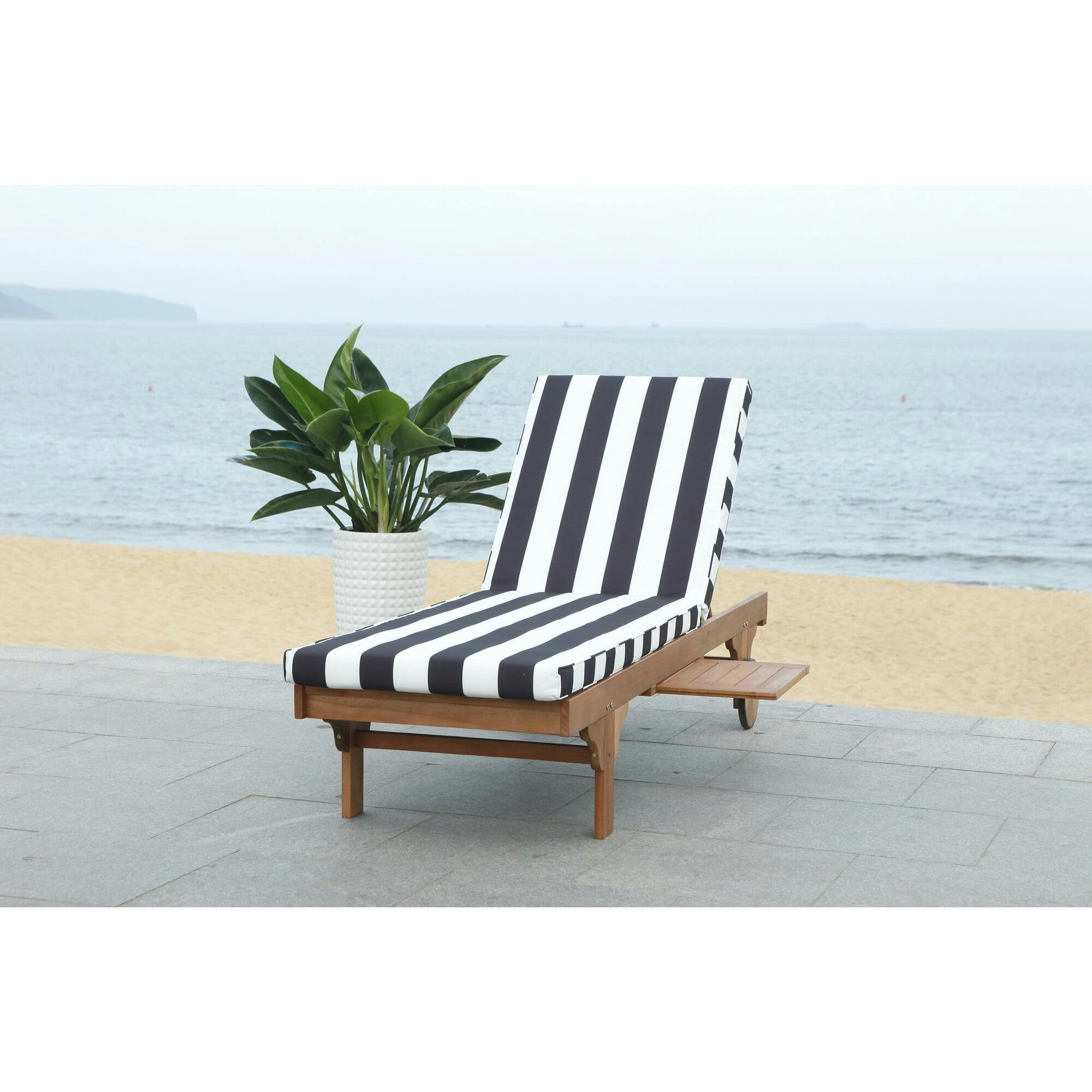 Newport Lounge Chair