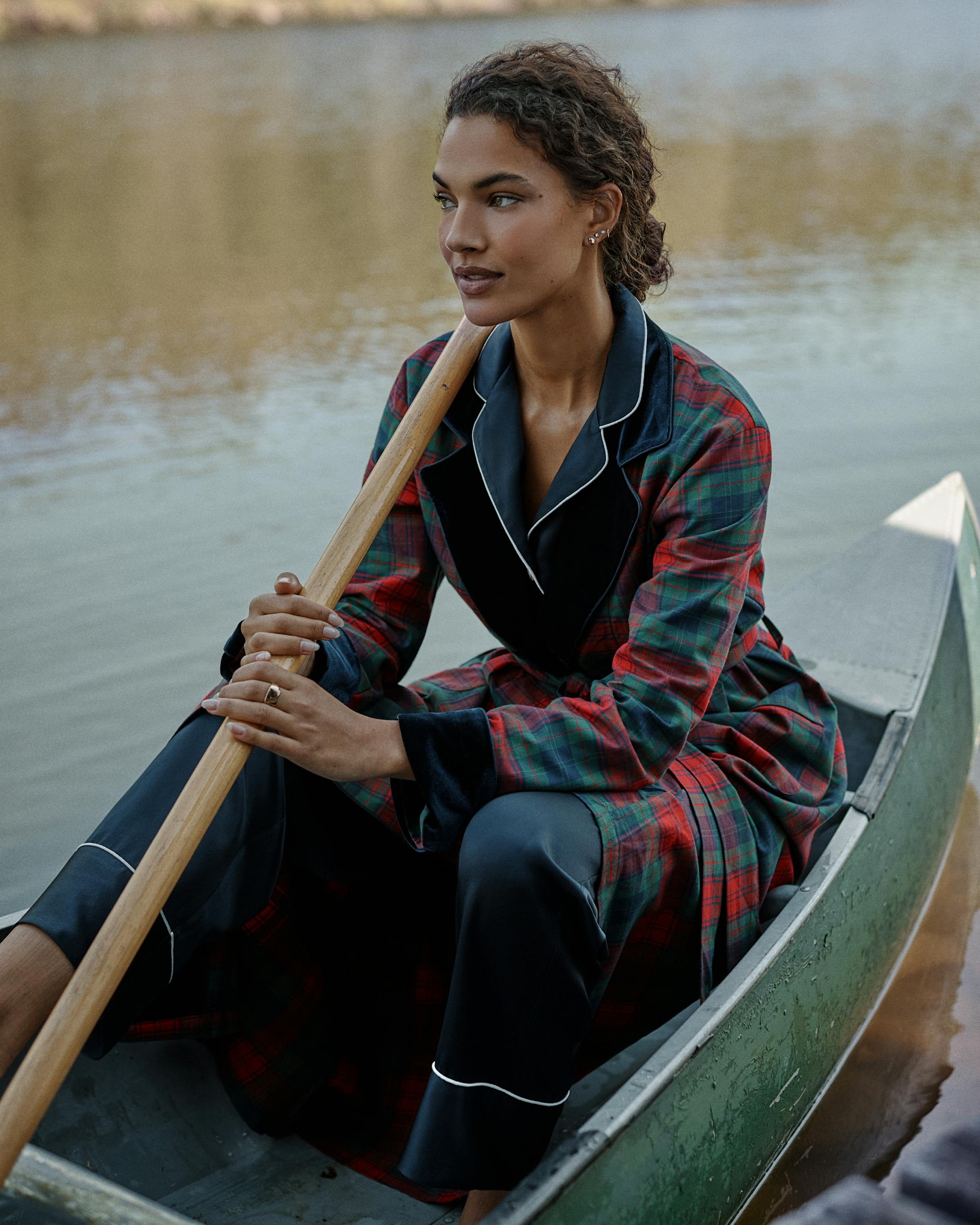 Women's Brushed Twill Velvet Trim Robe in St. James Tartan