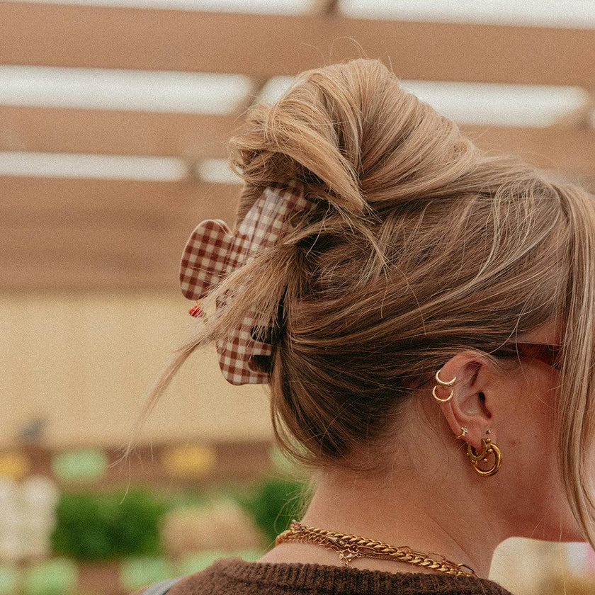 BROWN GINGHAM TOMATO CHARM CLAW