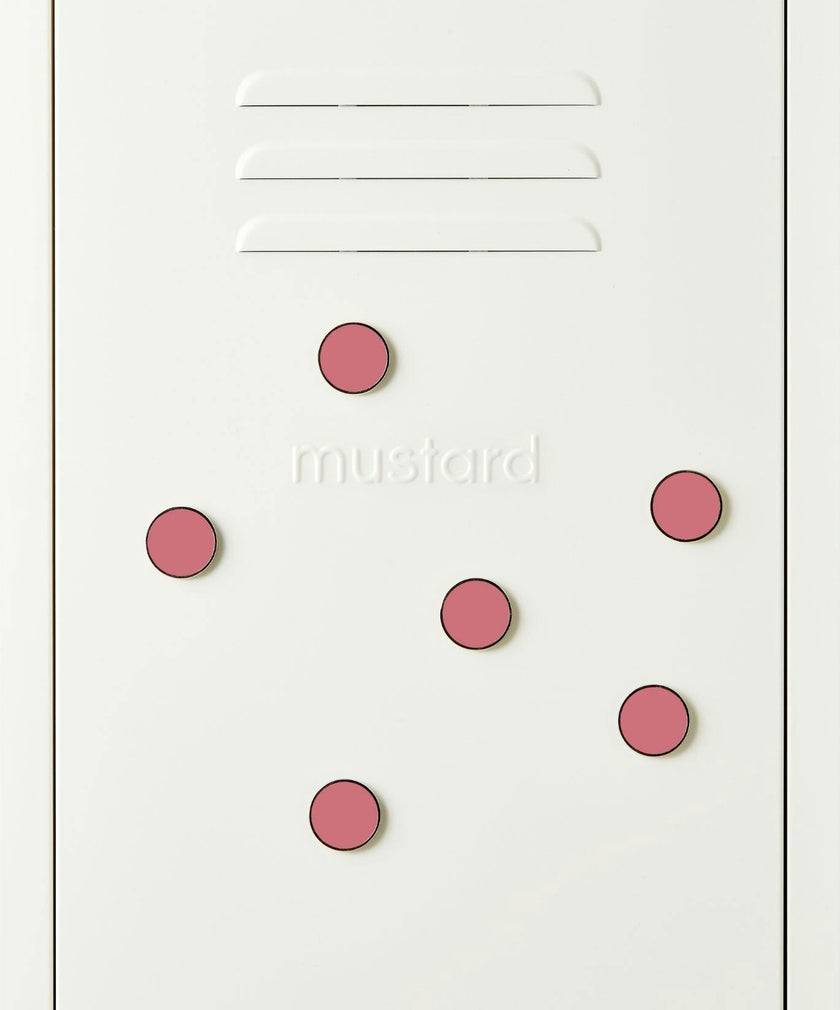 The Buttons in Berry