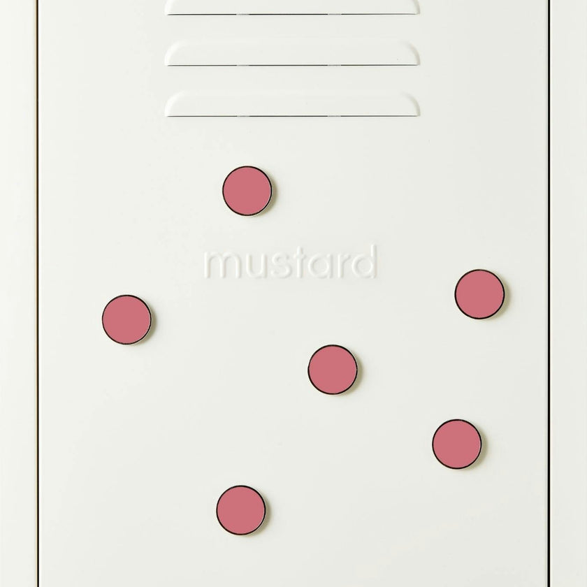 The Buttons in Berry