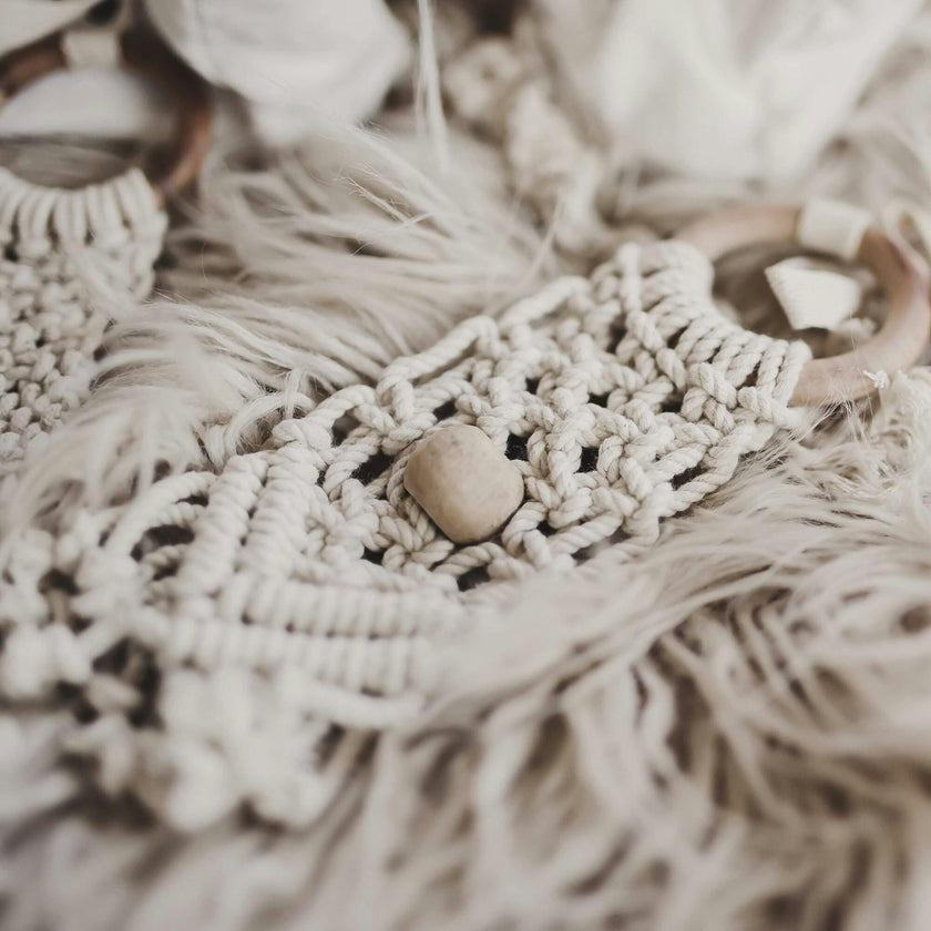 all-in-one toy | macrame mesh & bead