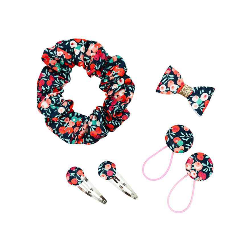 Liberty Of London Hair Bundle - Christmas Wiltshire berry in red gift box