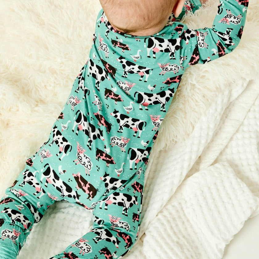 Soft & Stretchy Zipper Footie - Farm Friends