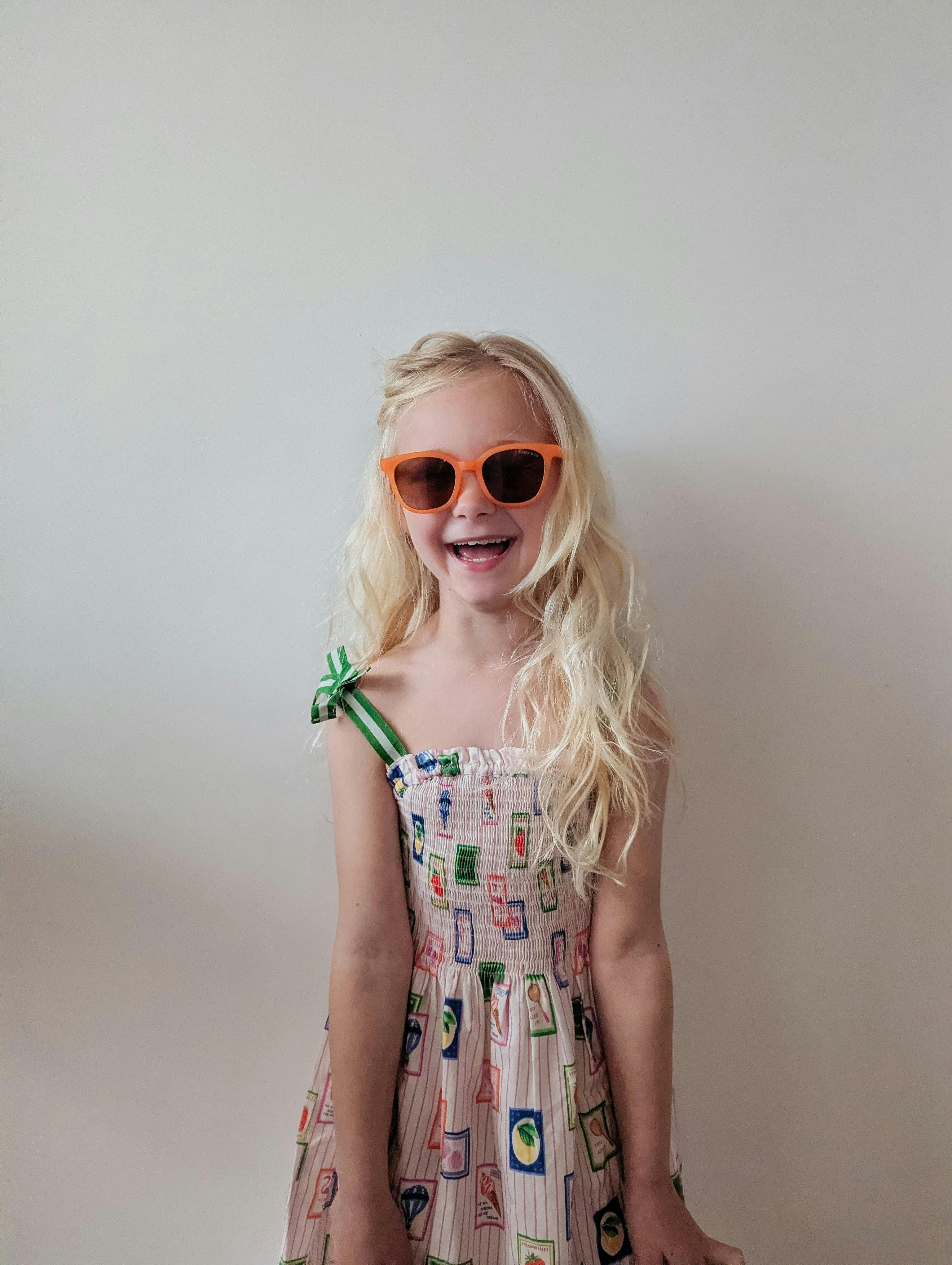 Classic Wayfarer | Flexible Polarized Sunglasses | Sienna