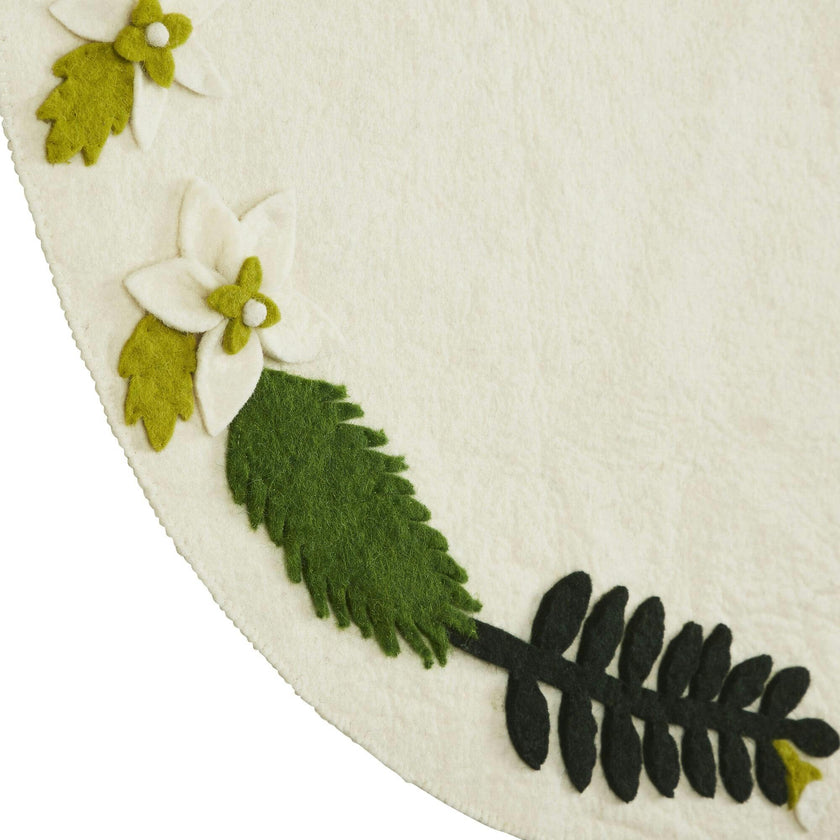 Handmade Christmas Tree Skirt in Felt - Greenery Border on Cream