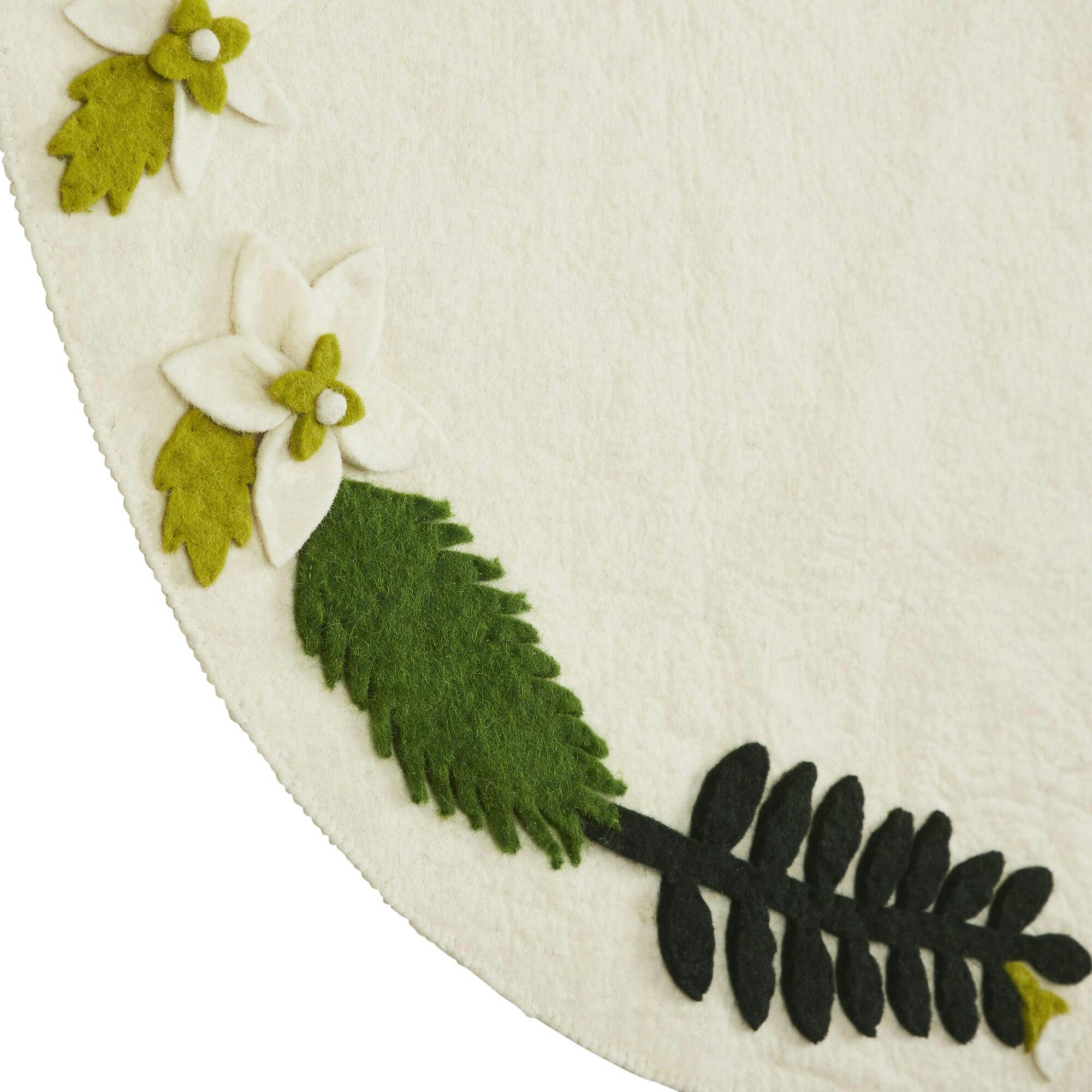 Handmade Christmas Tree Skirt in Felt - Greenery Border on Cream