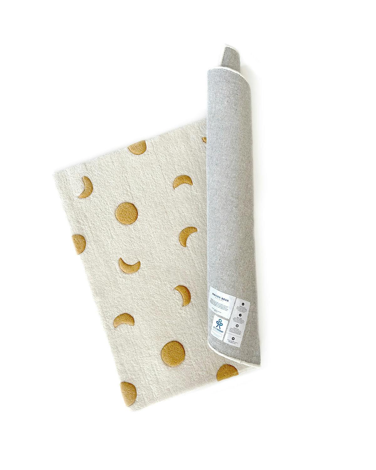 Moons Rug, Multi