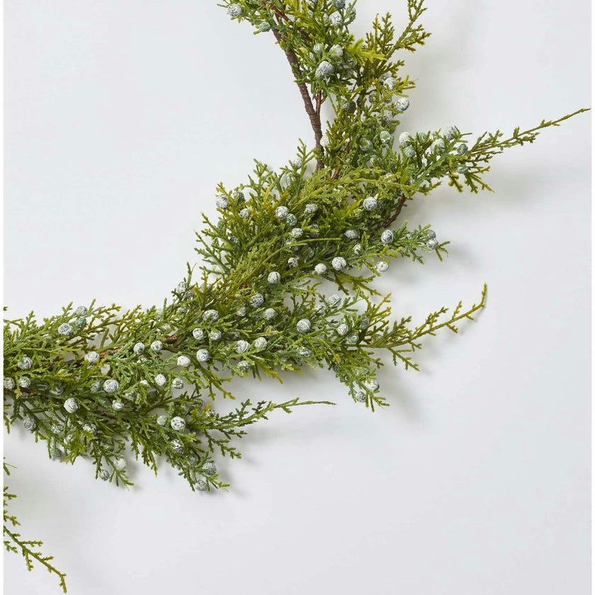 Seeding Winter Juniper Berry Greenery Classic Christmas Garland Holiday Table Runner