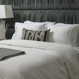 DH Leze Pillow