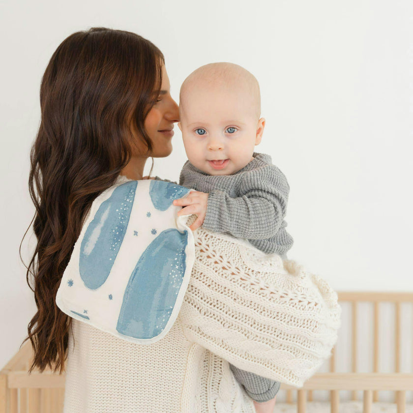 Caspian 3-pc. Newborn Burp Cloth Set (Whale)