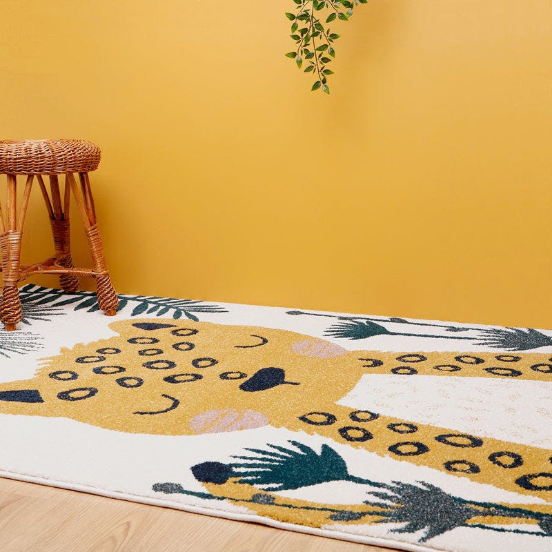 Soren Graphic Print Rectangular Rug
