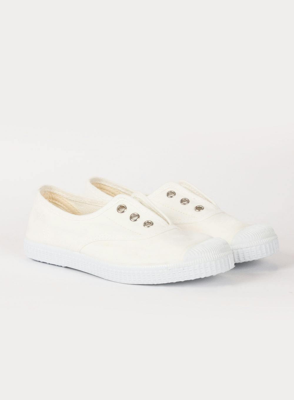Hampton Canvas Plum Plimsolls in White