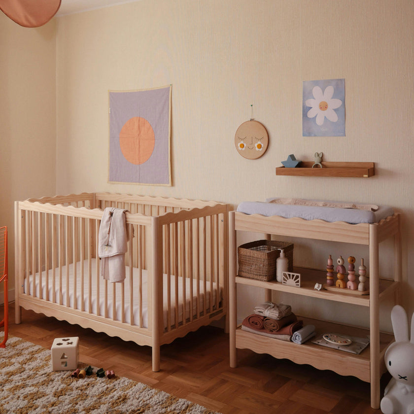 Swell 4-in-1 Convertible Crib w/Toddler Conversion Kit in Blonde