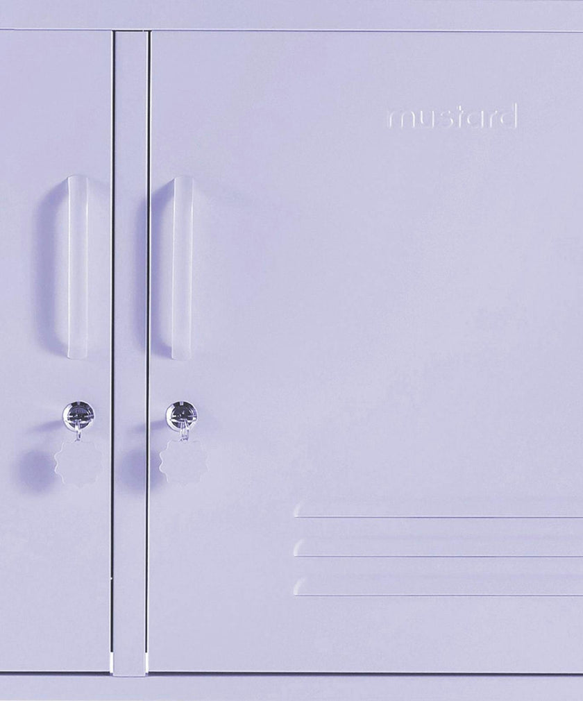 The Lowdown in Lilac