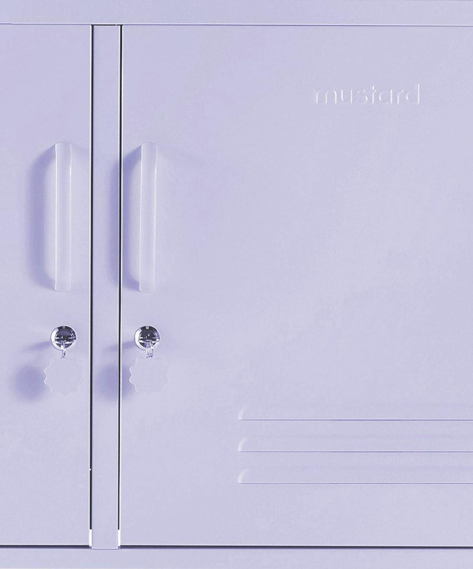The Lowdown in Lilac