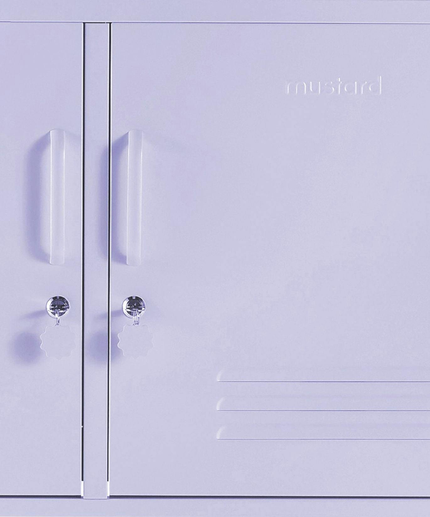 The Lowdown in Lilac