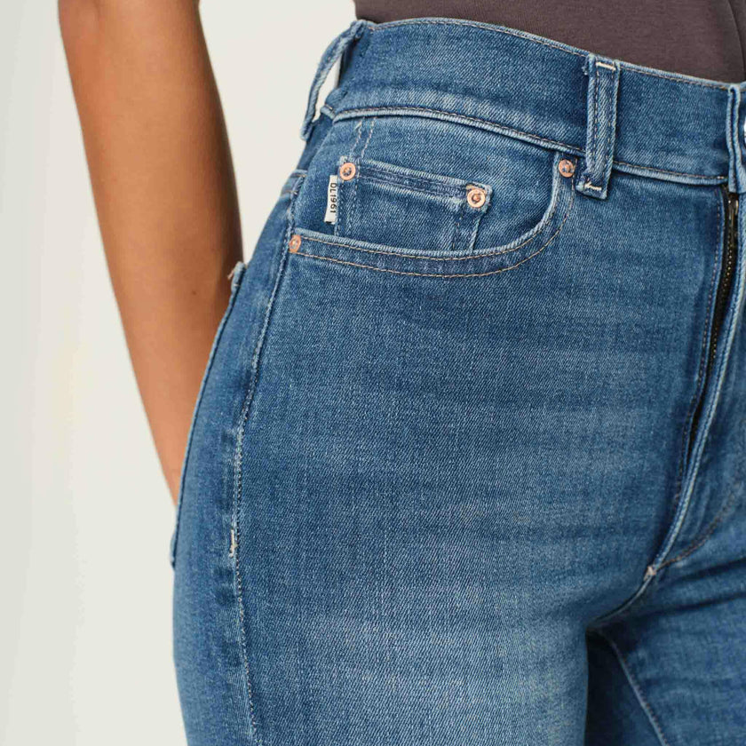 Halle Straight High Rise Instasculpt 29" Jeans | Palm Springs