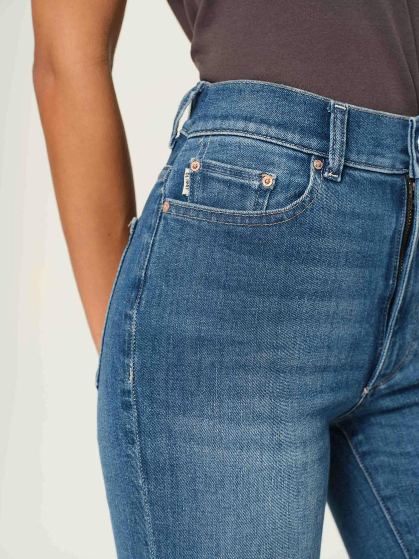 Halle Straight High Rise Instasculpt 29" Jeans | Palm Springs