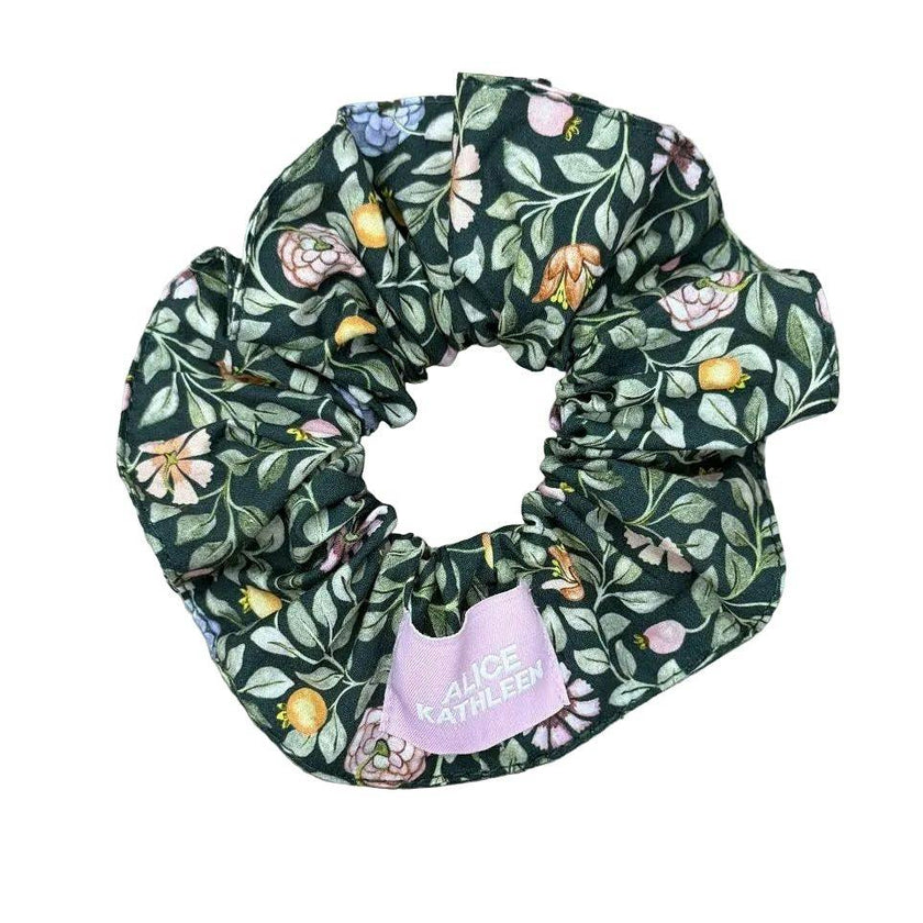 1616 Scrunchie