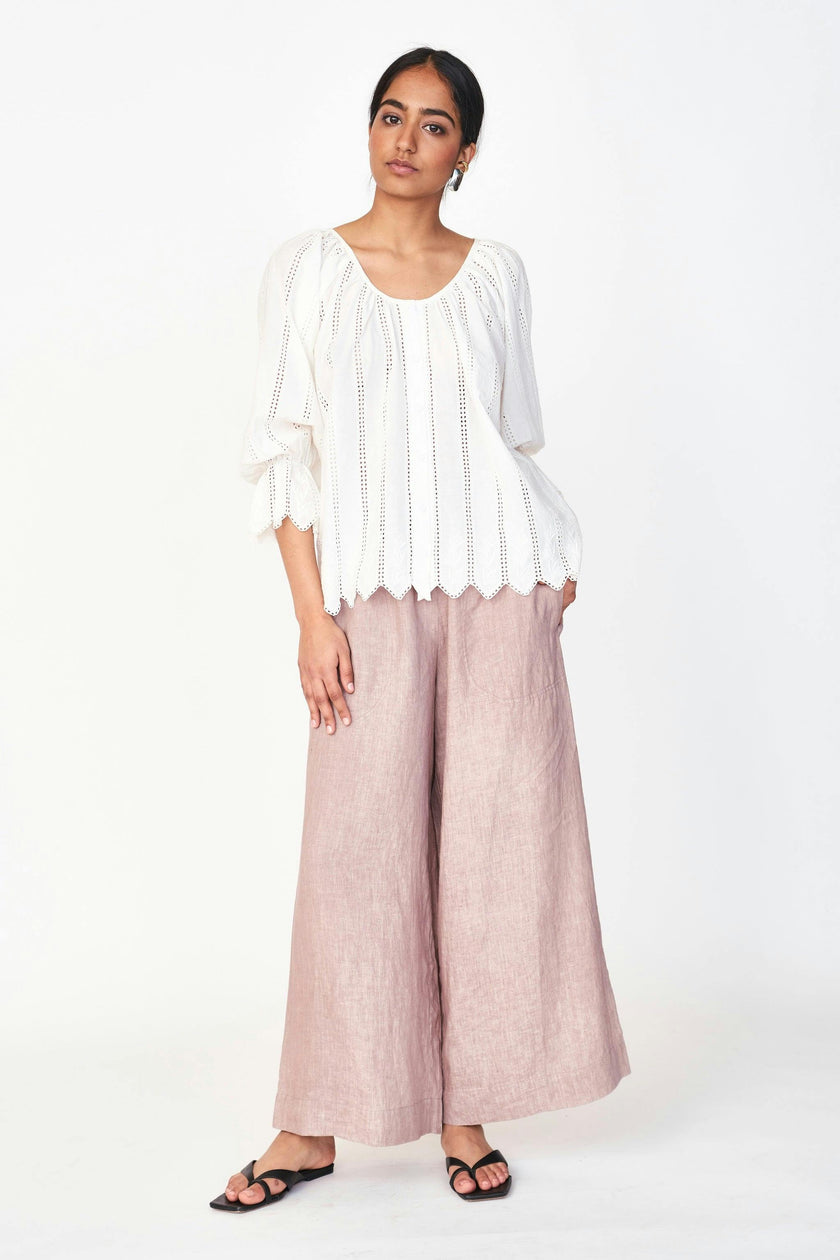Seville Top in White Vine Eyelet