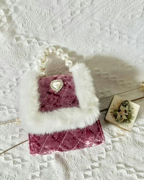 Velvet Fur Trimmed Diamond Heart Purse
