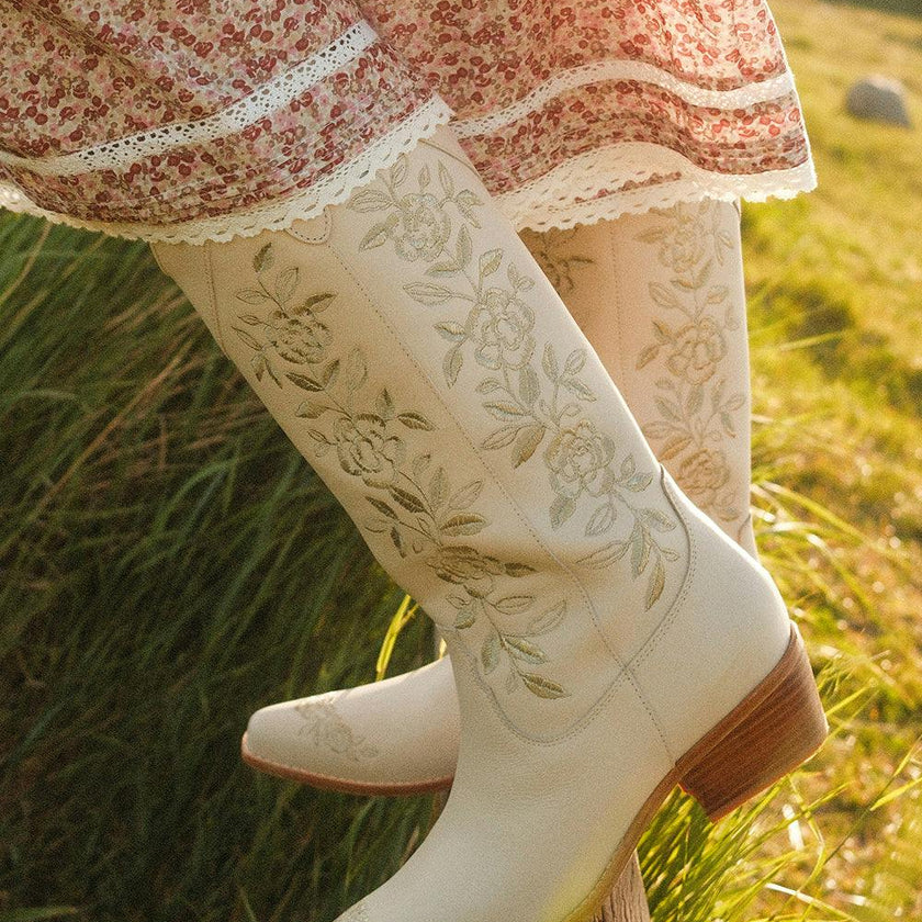 Avery Boot in Cream