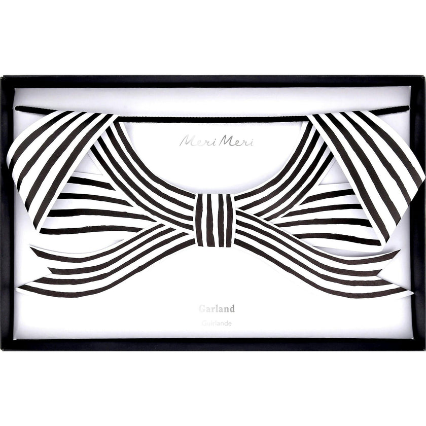 Black & White Stripy Bow Garland