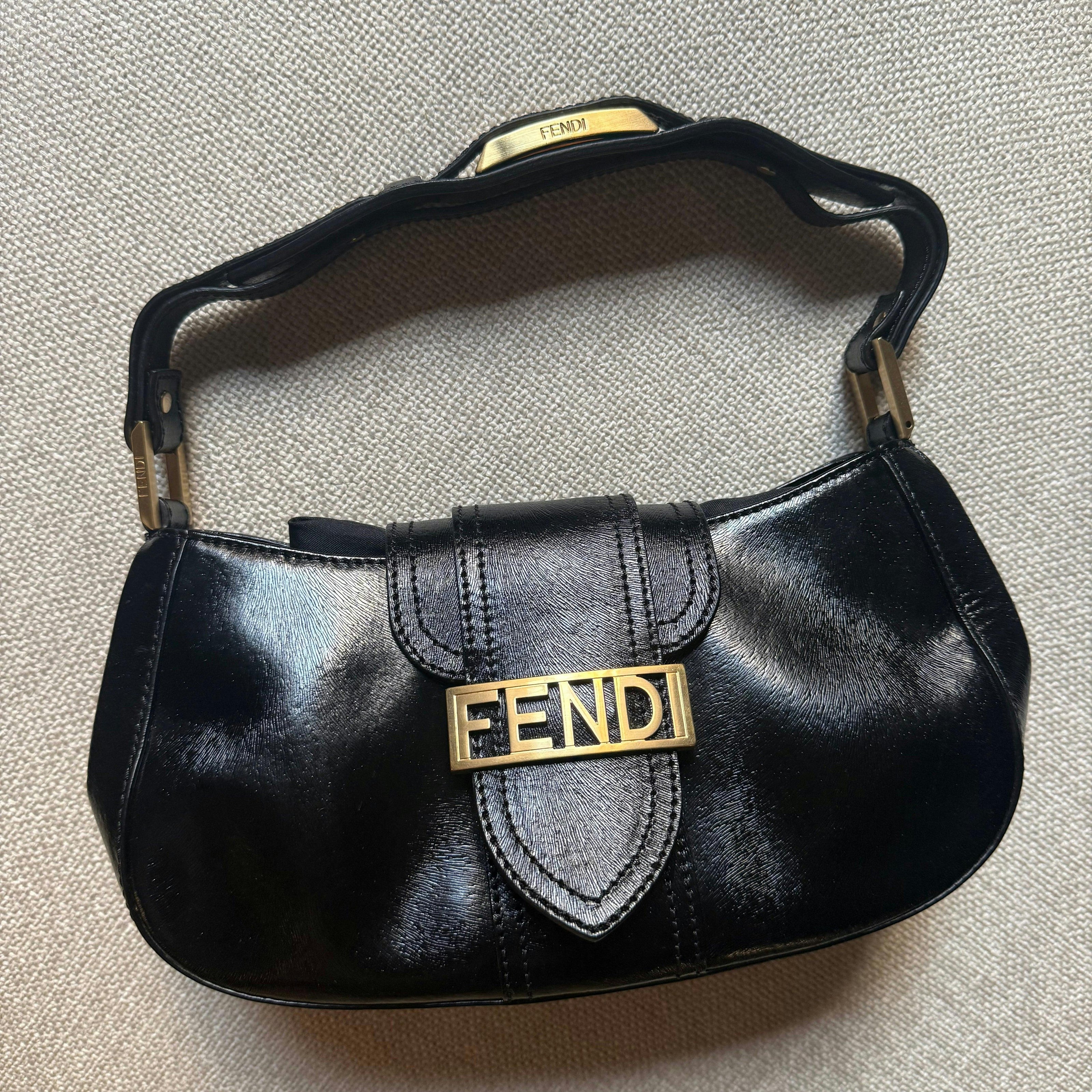 *Preloved* Fendi Vintage Shadow Shoulder