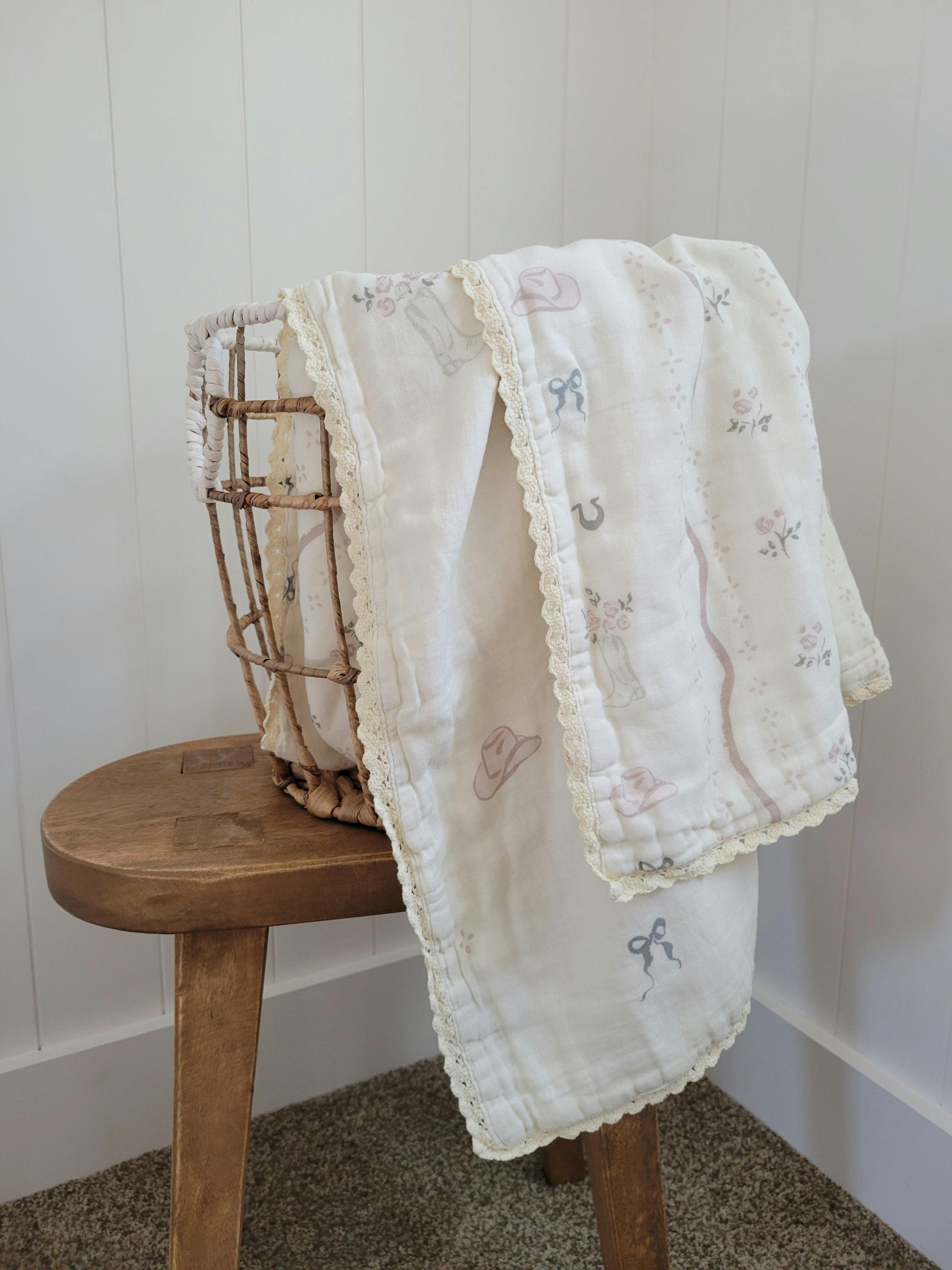 Vintage Country-Cowgirl QUILTED 6 Layer Gauze Blanket