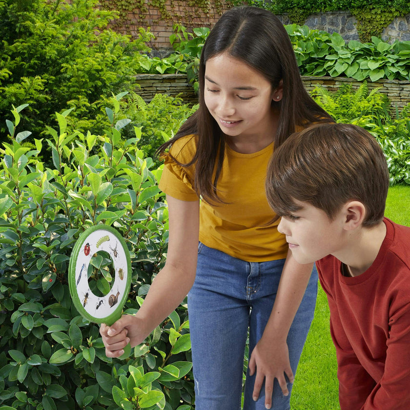 Outdoor Adventure: Nature Explorer