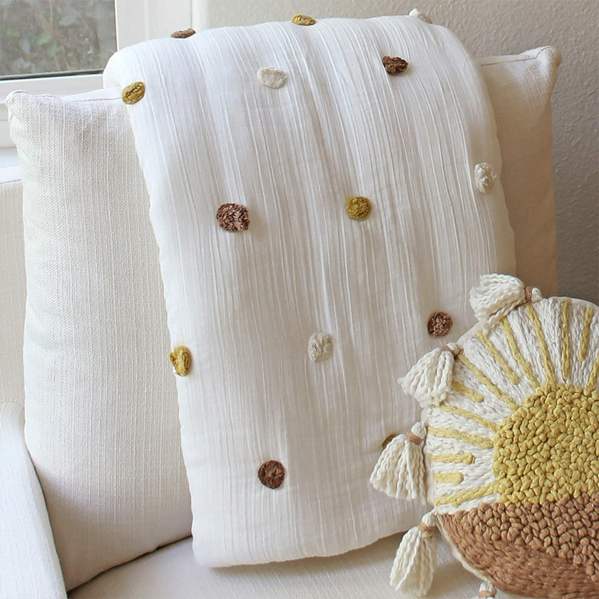 Kendi Cotton Muslin Pom Pom Baby Quilt