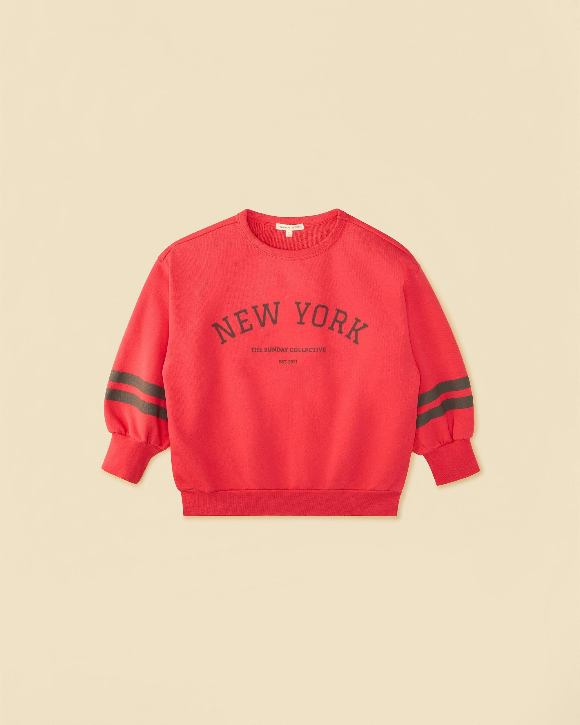 Organic Sunday Sweatshirt in Faded Red