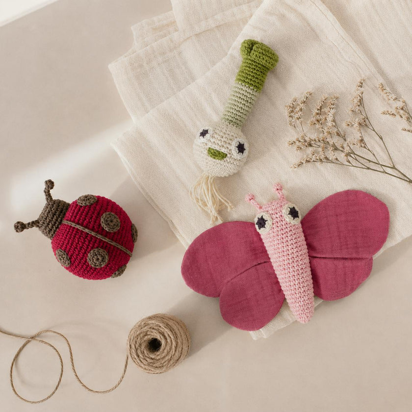 Green Baby Girl Gift Set 🍀🐞 100% organic cotton crochet rattle, pulling toy and lovey