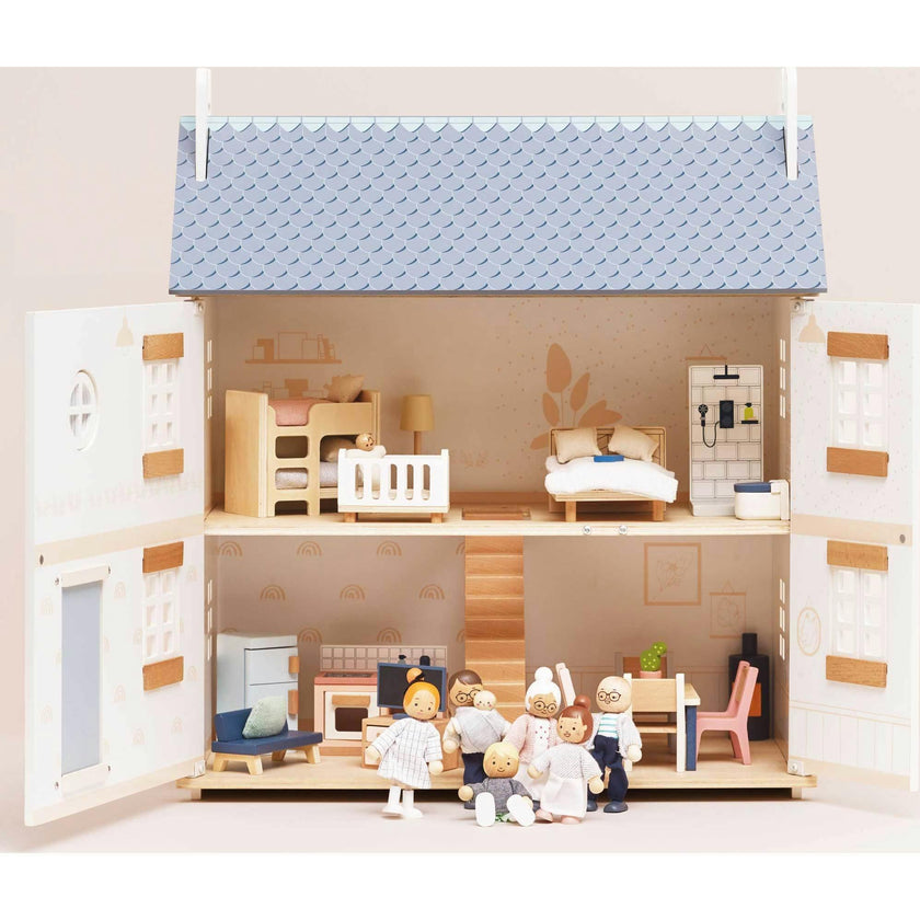 Bay Tree Wooden Dolls House