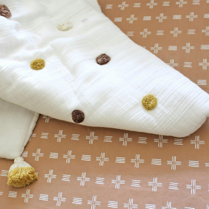 Kendi Cotton Muslin Pom Pom Baby Quilt