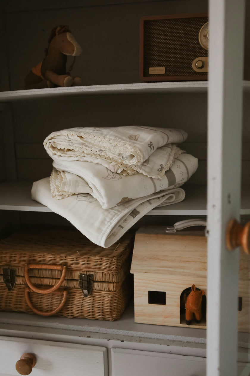 Vintage Country-Cowboy QUILTED 6 Layer Gauze Blanket