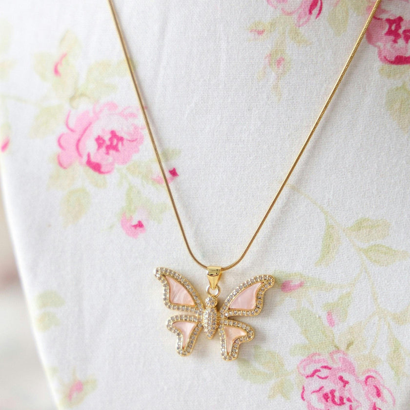 Mariposa Pendant Necklace