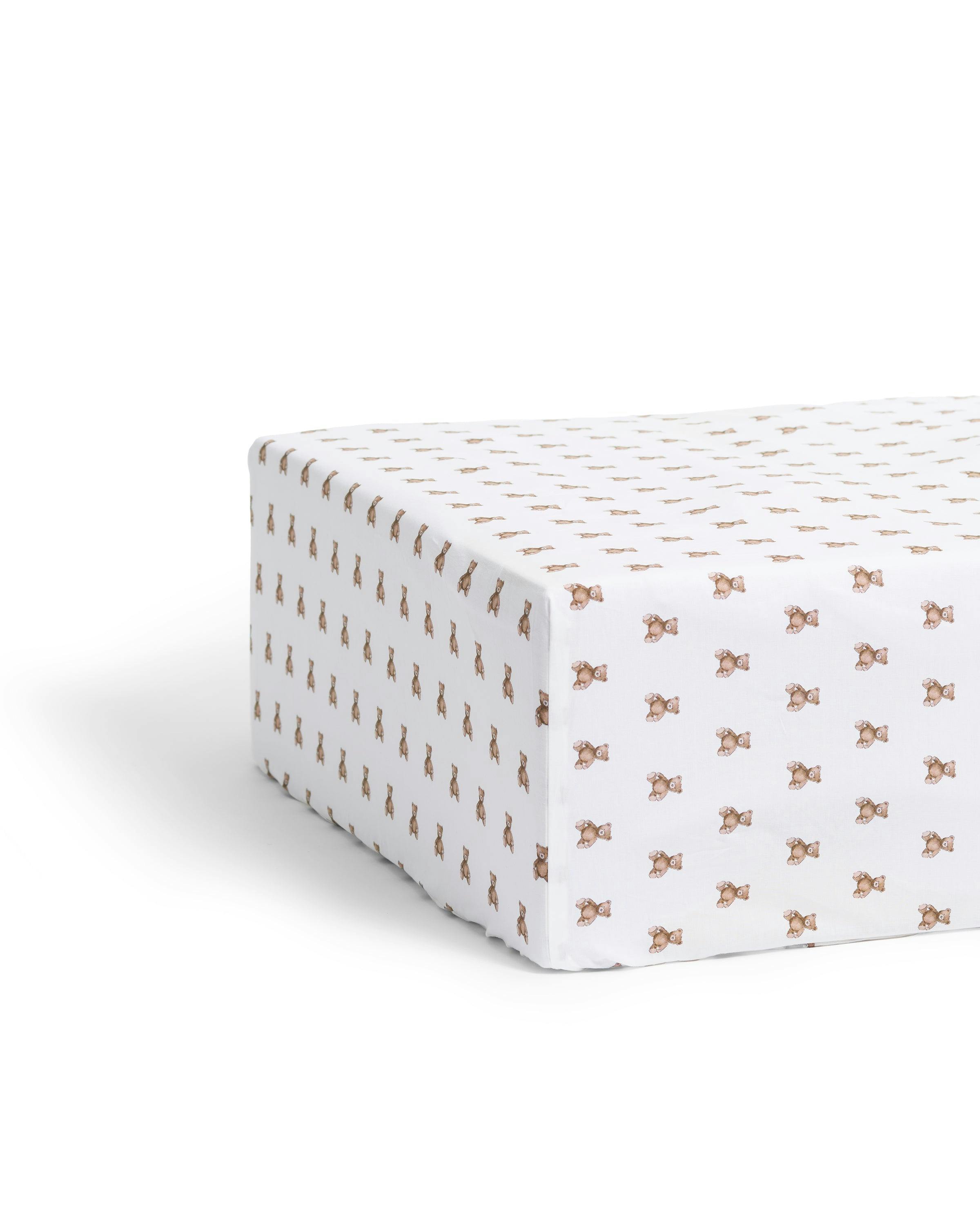 Luxe Premium Percale Crib Sheet in Teddy Tales