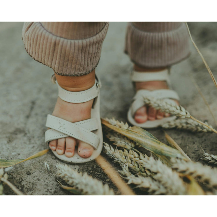 Tobi Cross Strap Leather Sandals