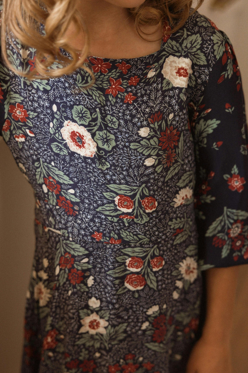 Mini Soleil Dress in Navy Etched Bloom